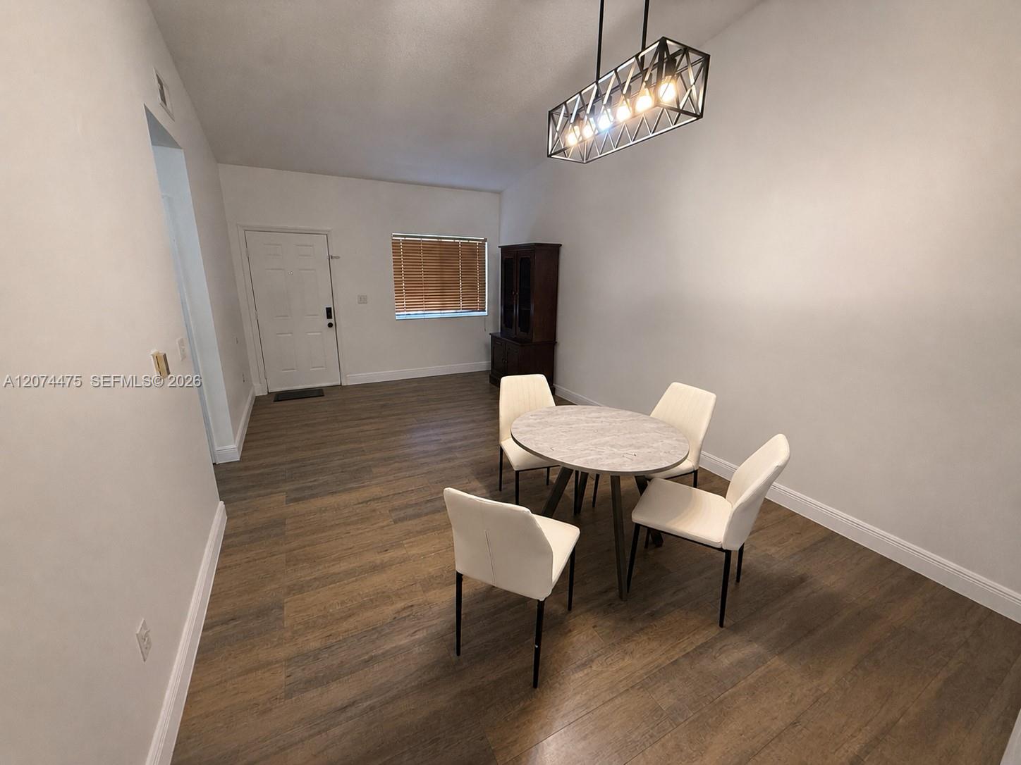 A12074475 Property Photo 6