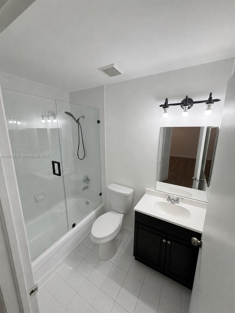 A12074475 Property Photo 12