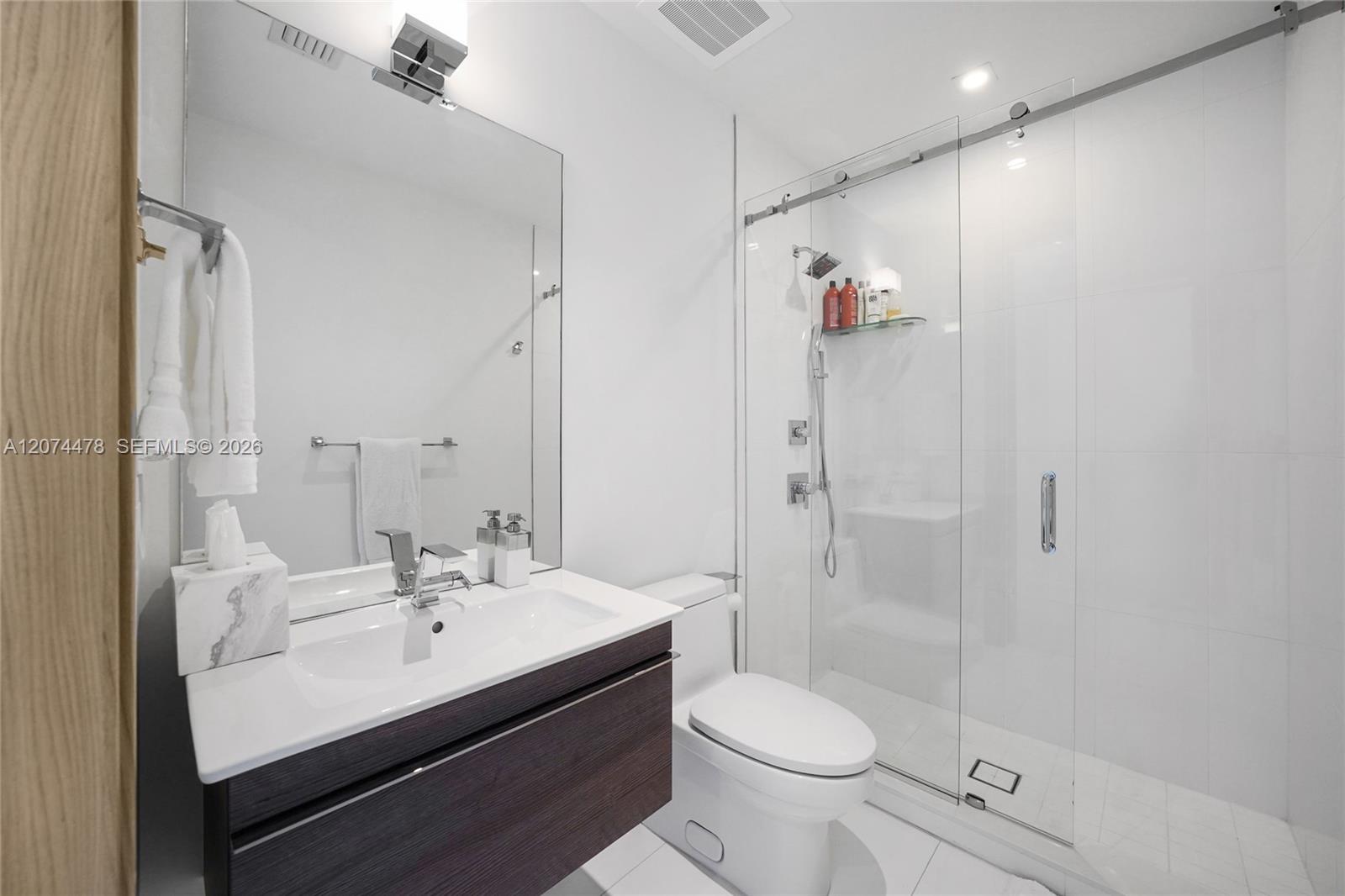 515 Valencia Avenue 601 Property Photo 42