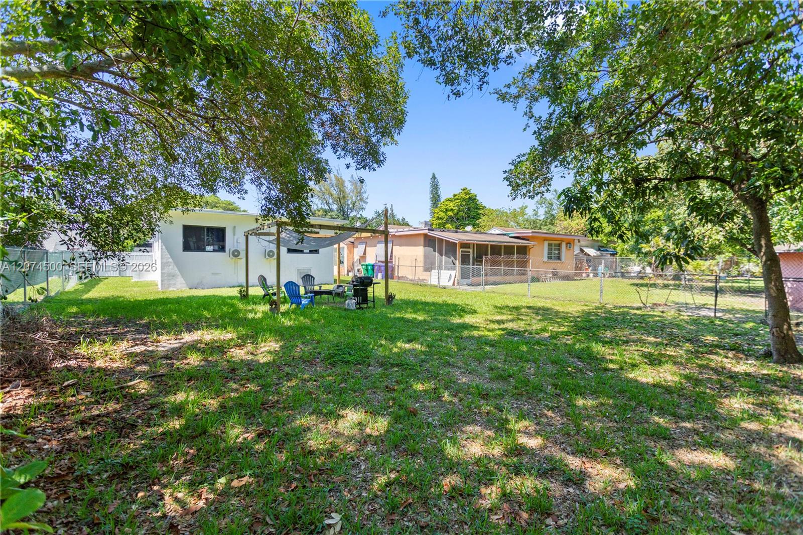 1040 Nw 35th Street 1040 Property Photo 12