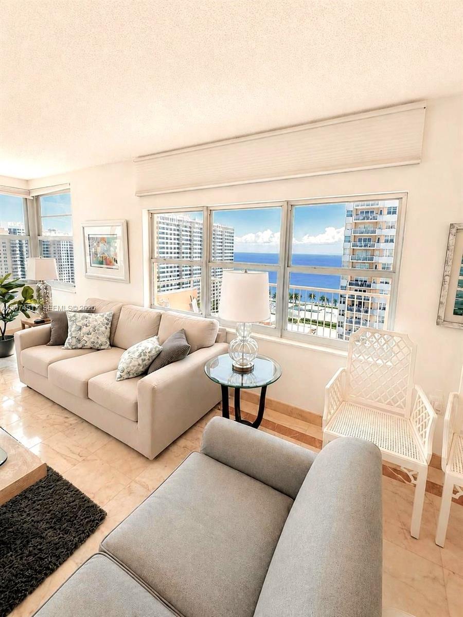 1985 S Ocean Drive 17p Property Photo 6
