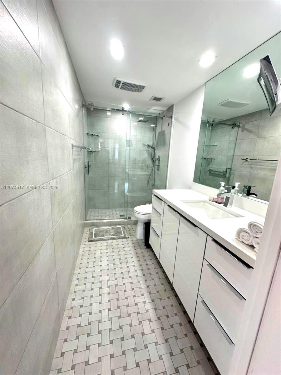 1985 S Ocean Drive 17p Property Photo 10