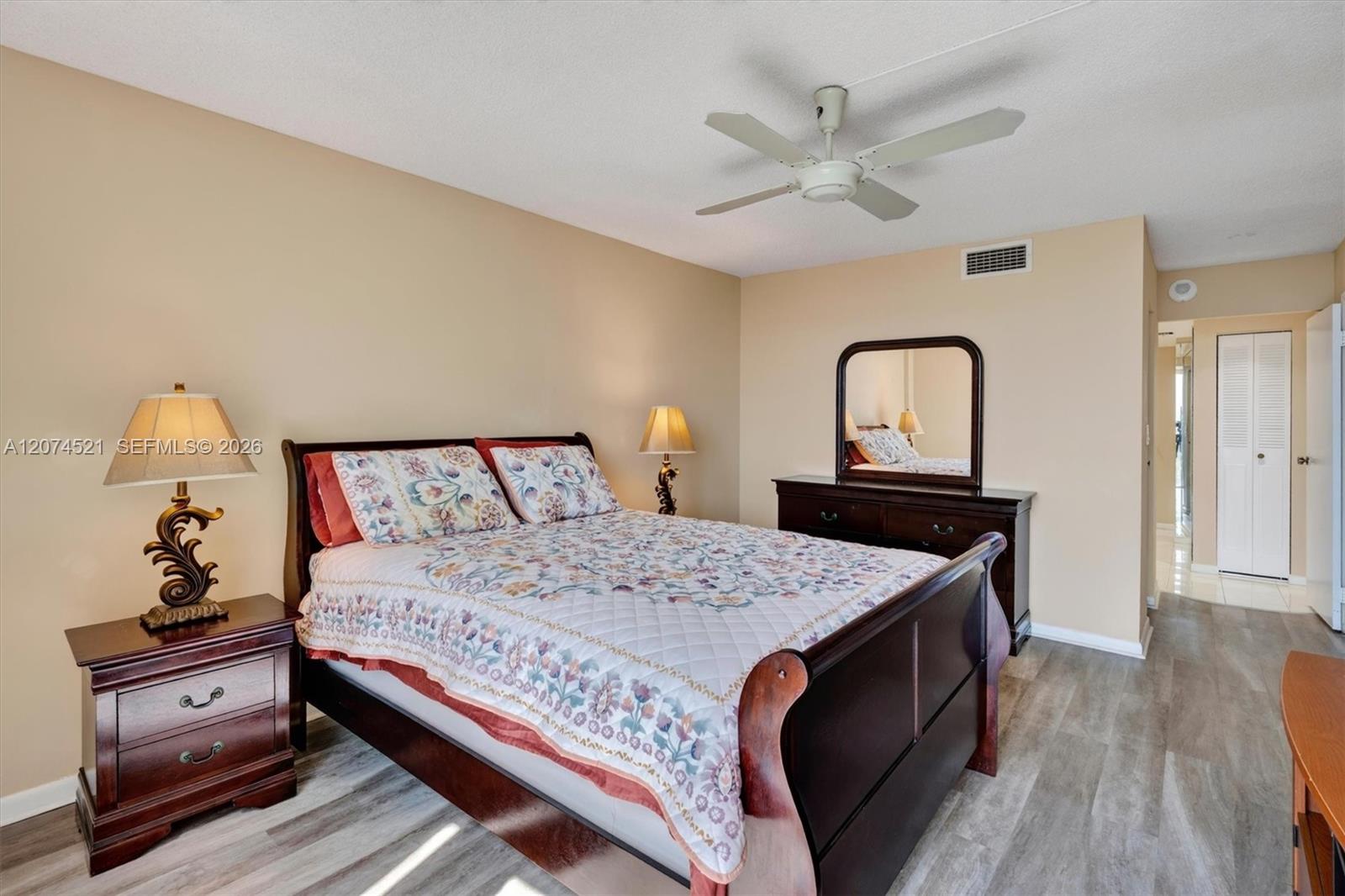 1500 S Ocean Drive 5e Property Photo 13