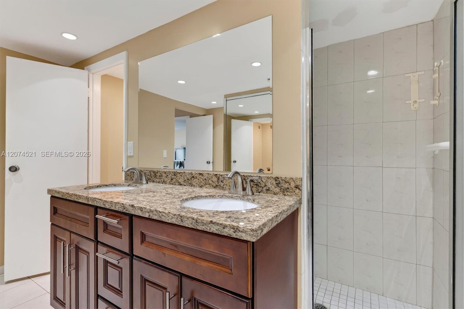 1500 S Ocean Drive 5e Property Photo 15
