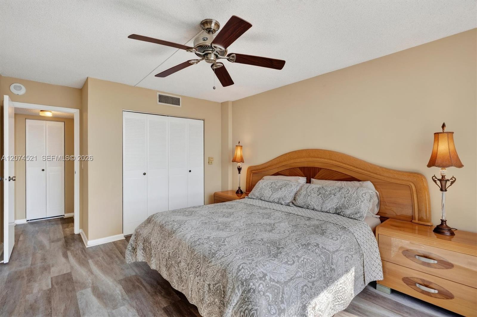 1500 S Ocean Drive 5e Property Photo 17