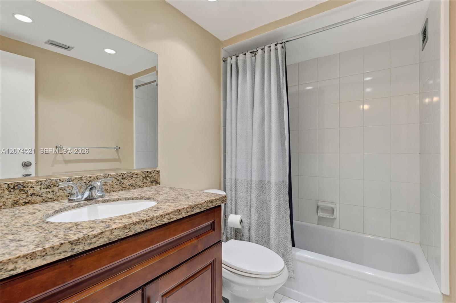 1500 S Ocean Drive 5e Property Photo 18