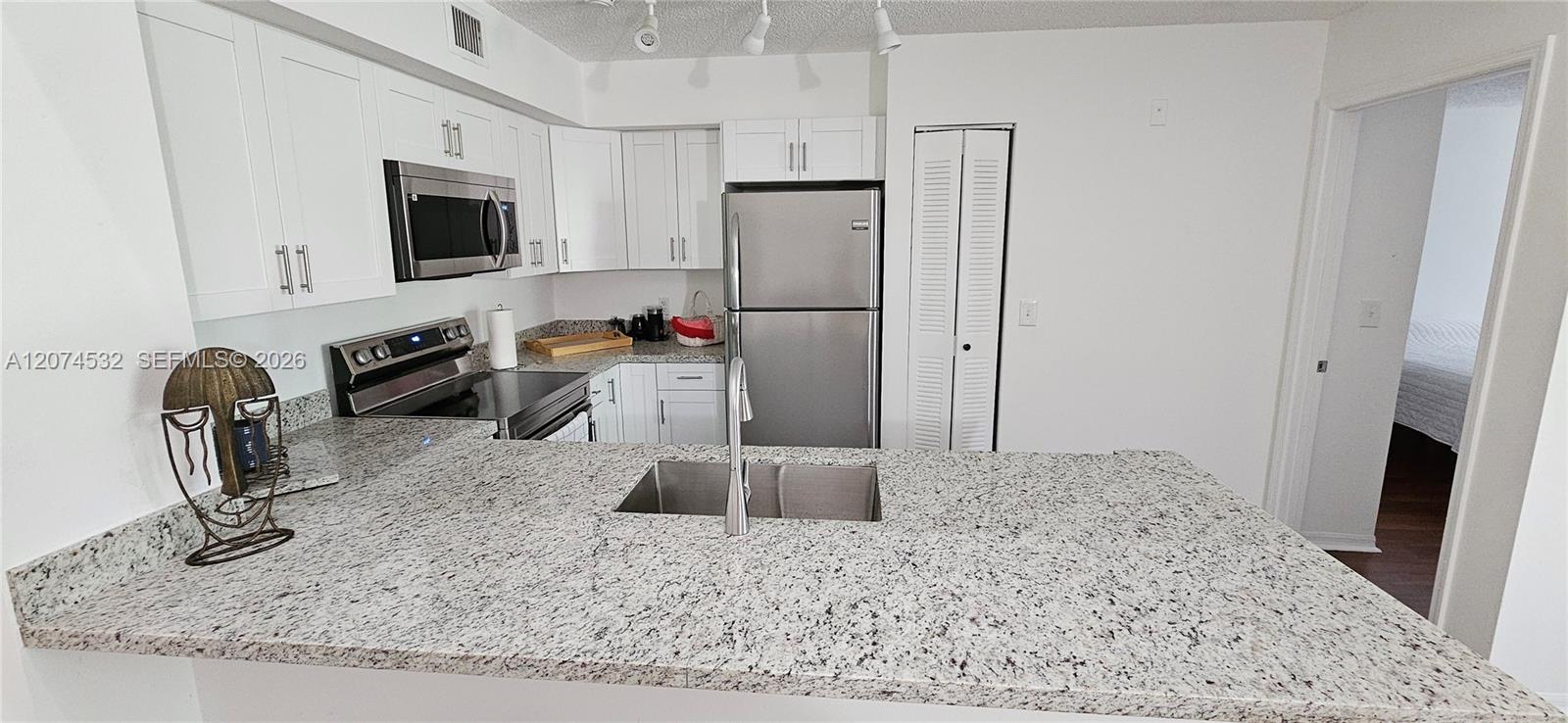 12112 Saint Andrews Place 309 Property Photo 6