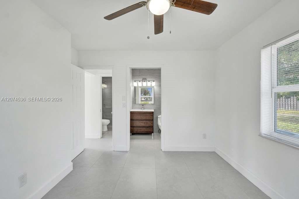4701 N Andrews Avenue Property Photo 7