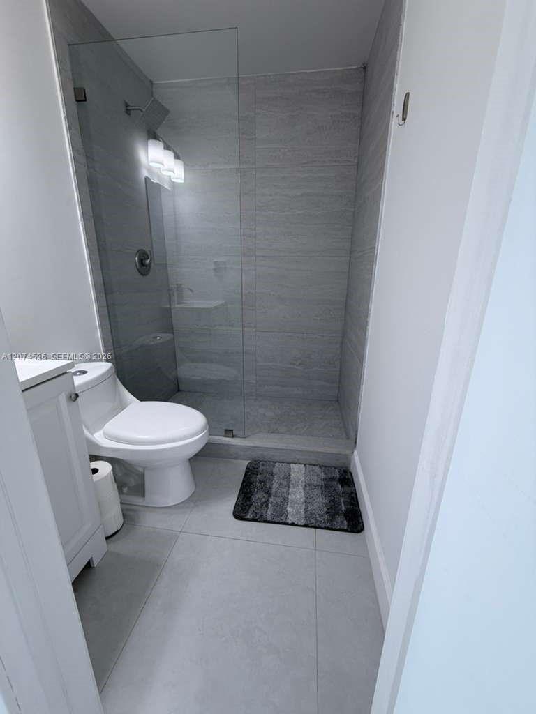 4701 N Andrews Avenue Property Photo 15