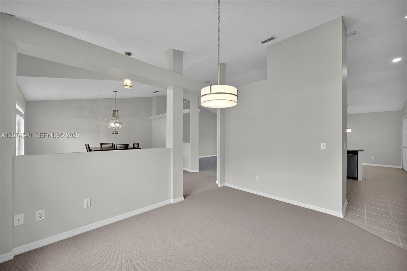 2059 E Forest Gate Property Photo 12