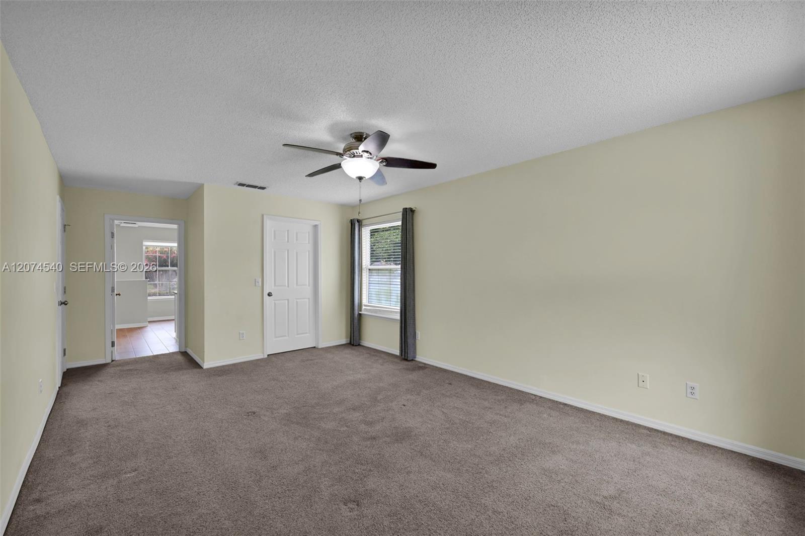 2059 E Forest Gate Property Photo 29