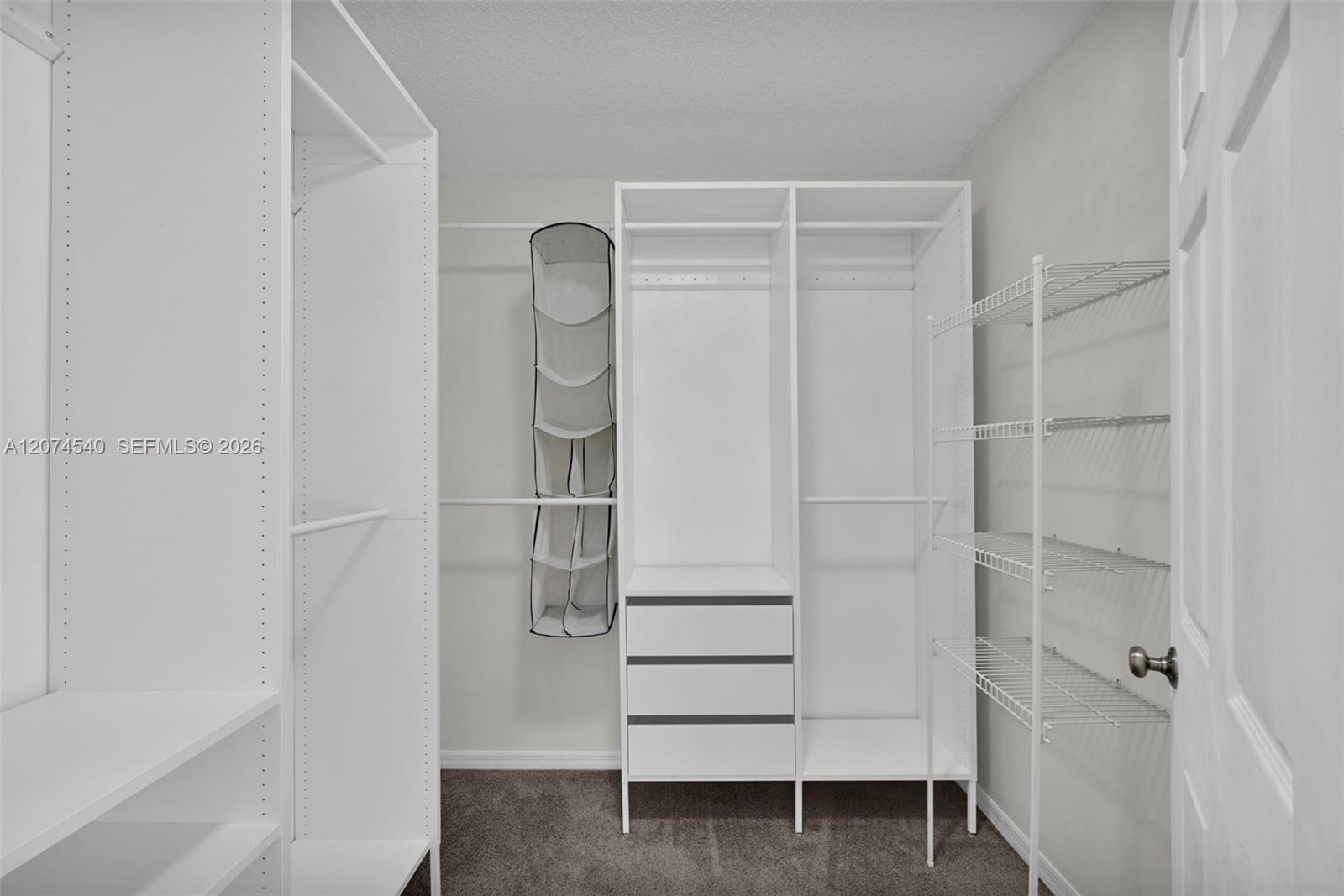 2059 E Forest Gate Property Photo 30