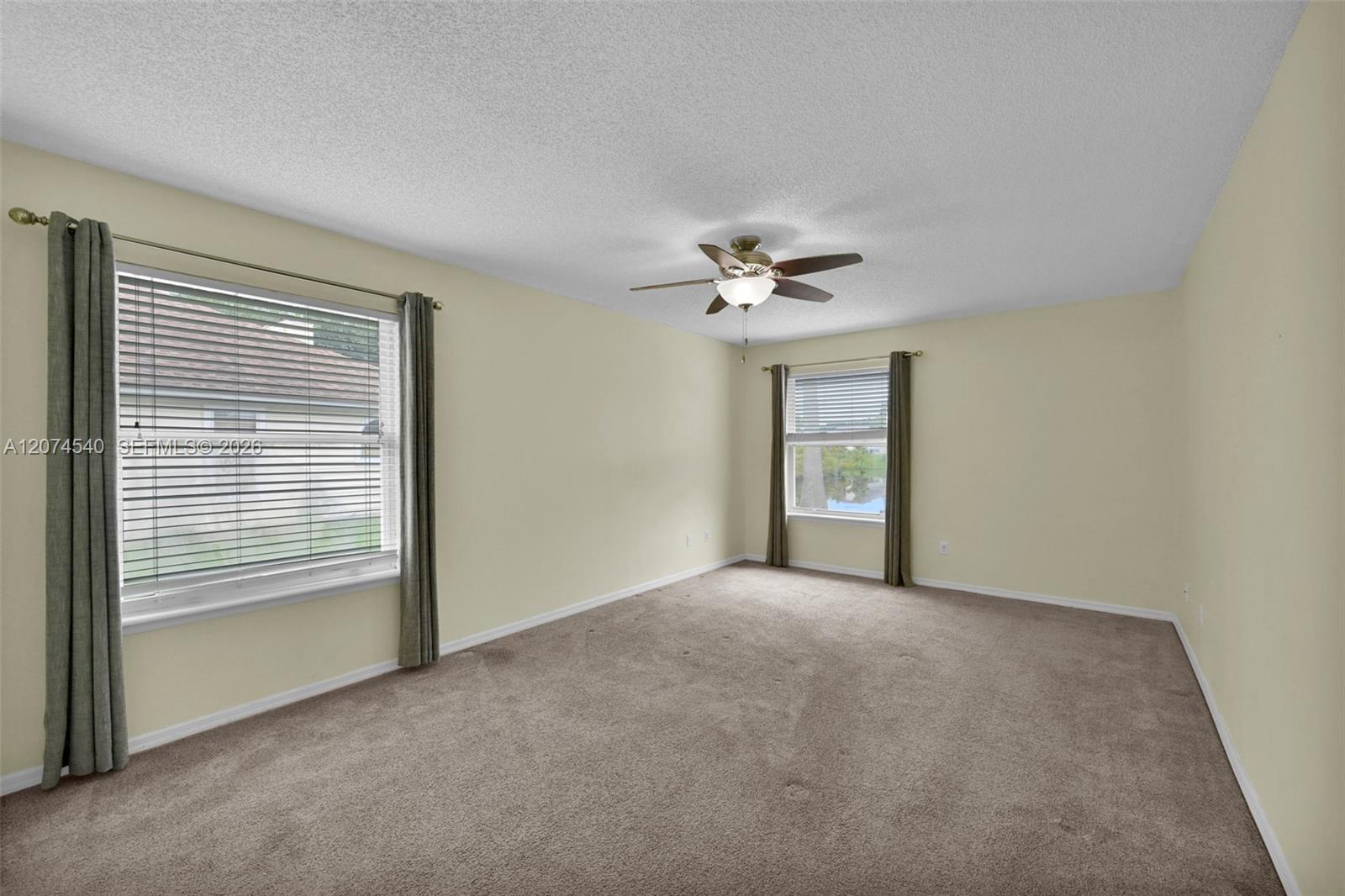 2059 E Forest Gate Property Photo 82