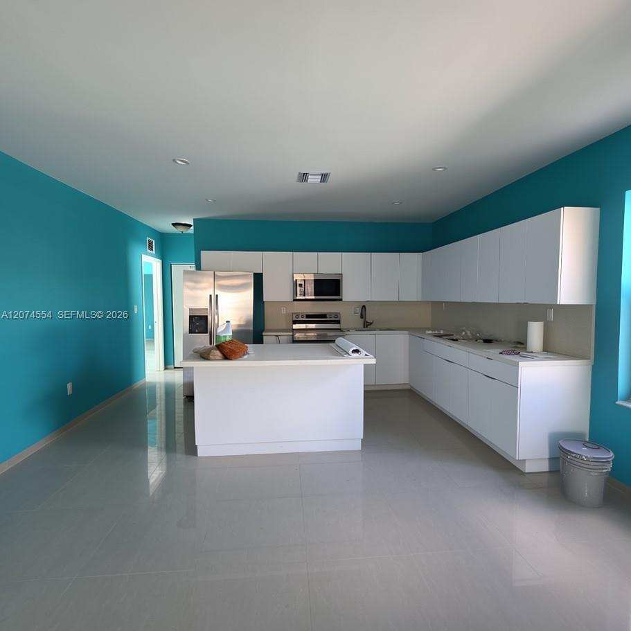 1934 Nw 35th Street Property Photo 20