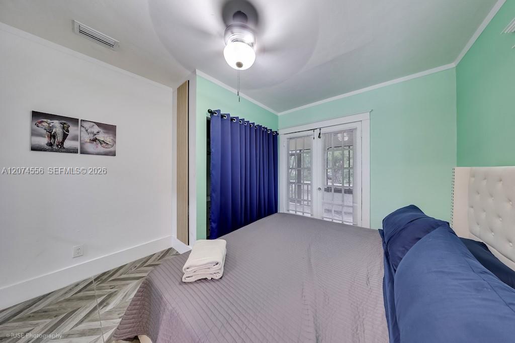 46 Ne 43rd Street Property Photo 13