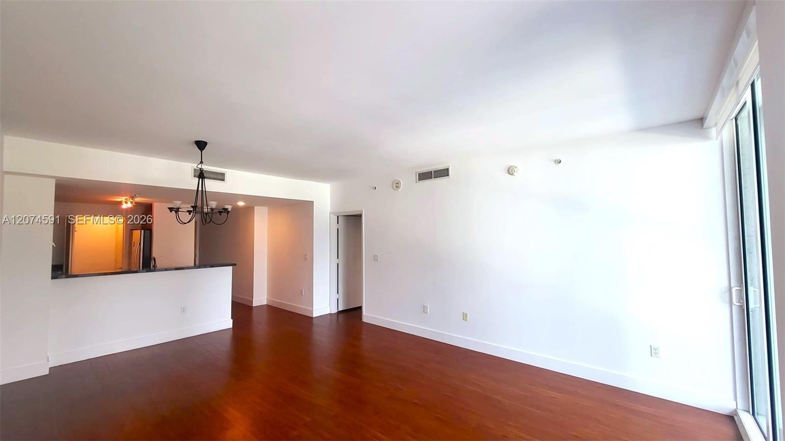 A12074591 Property Photo 11