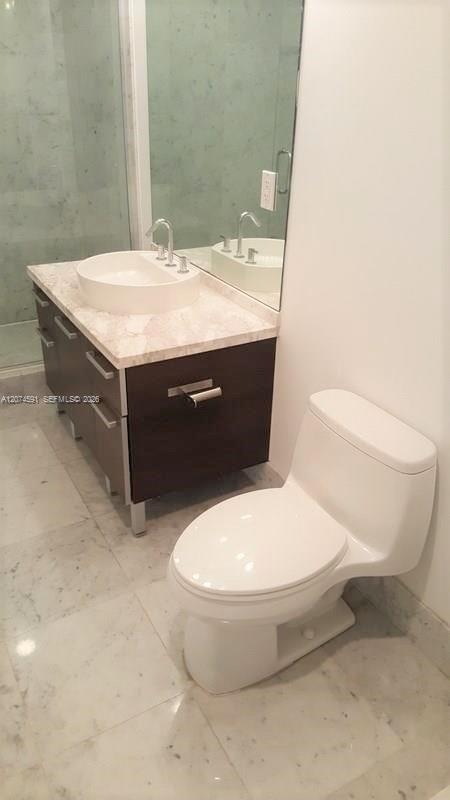 A12074591 Property Photo 16