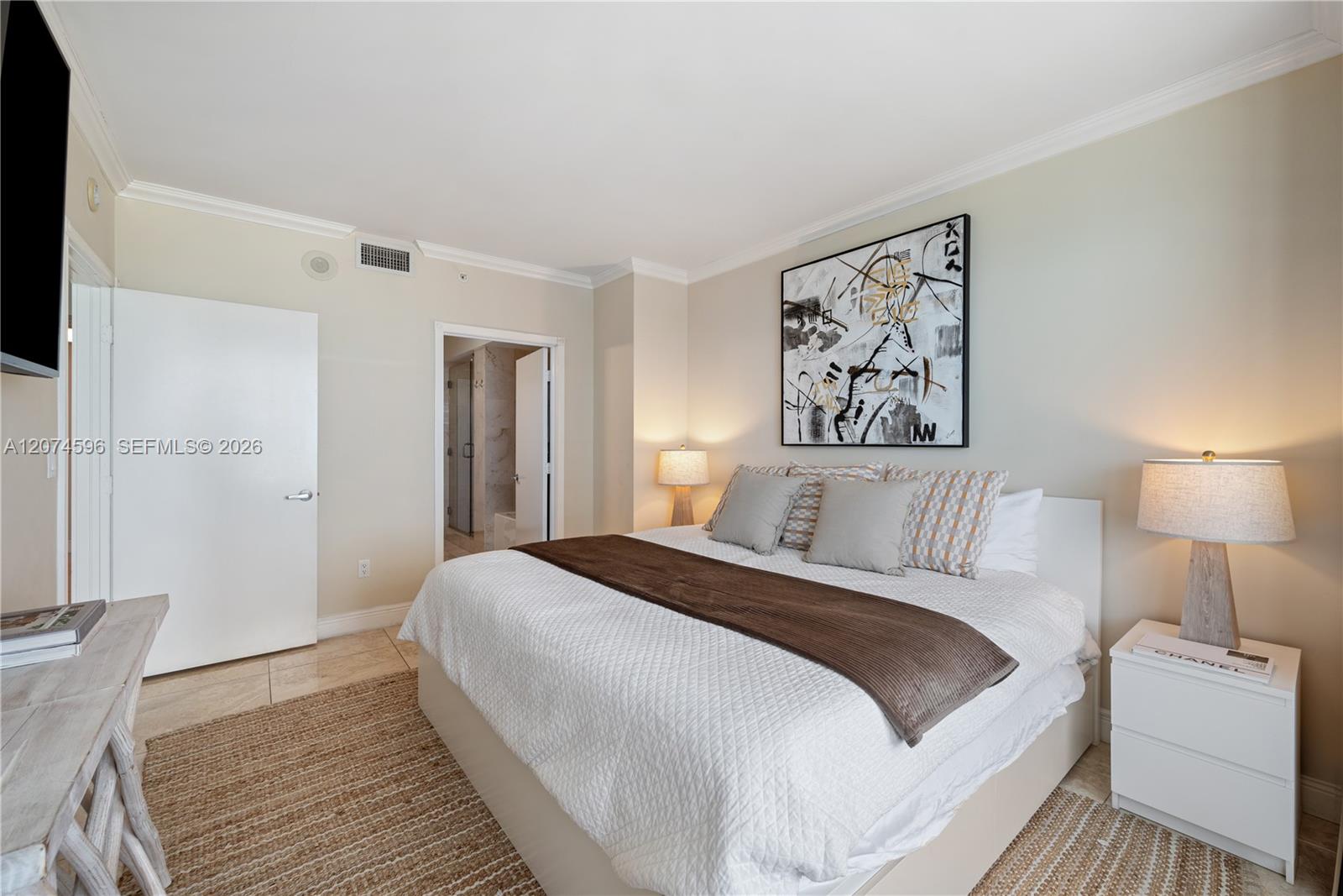 A12074596 Property Photo 13