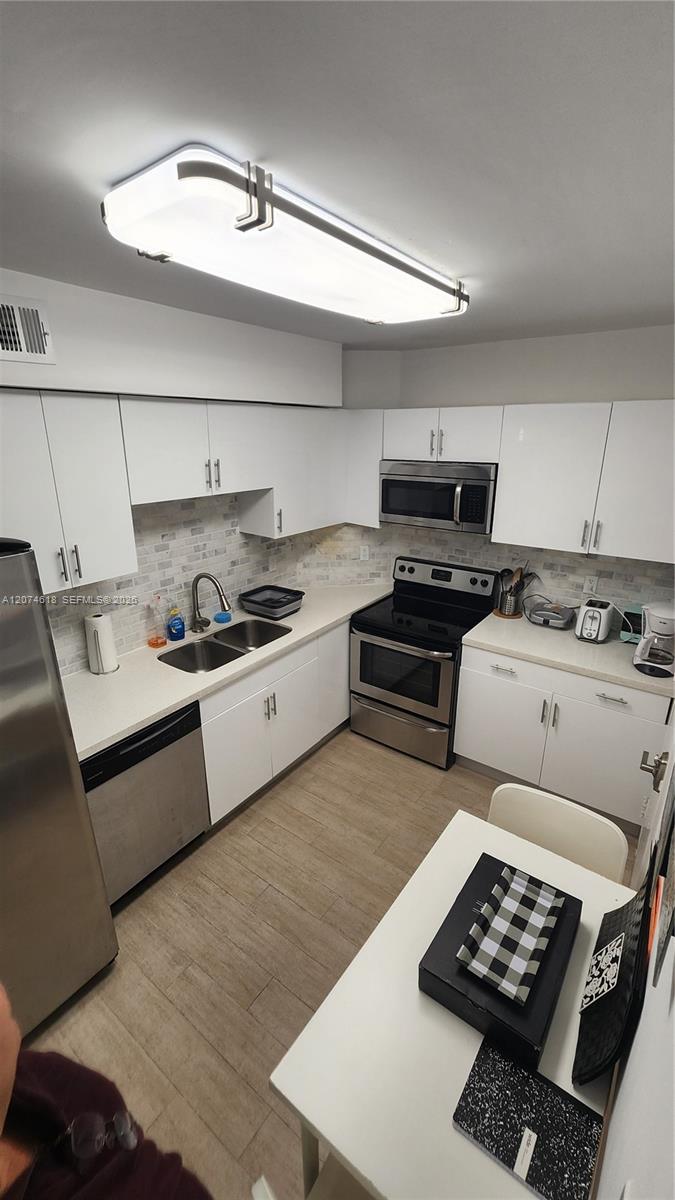 500 Bayview Drive 1725 Property Photo 13