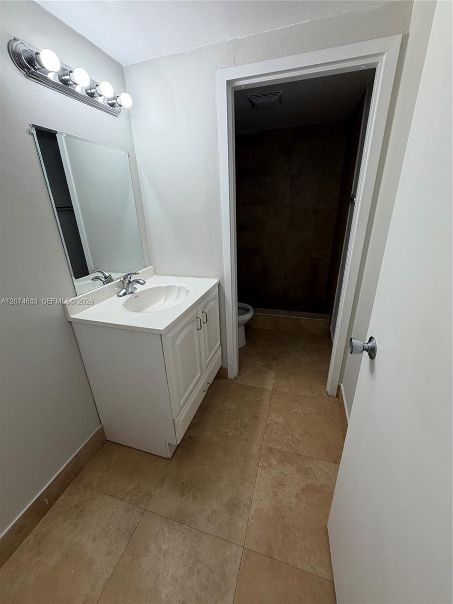 8429 Forest Hills Drive 202 Property Photo 9