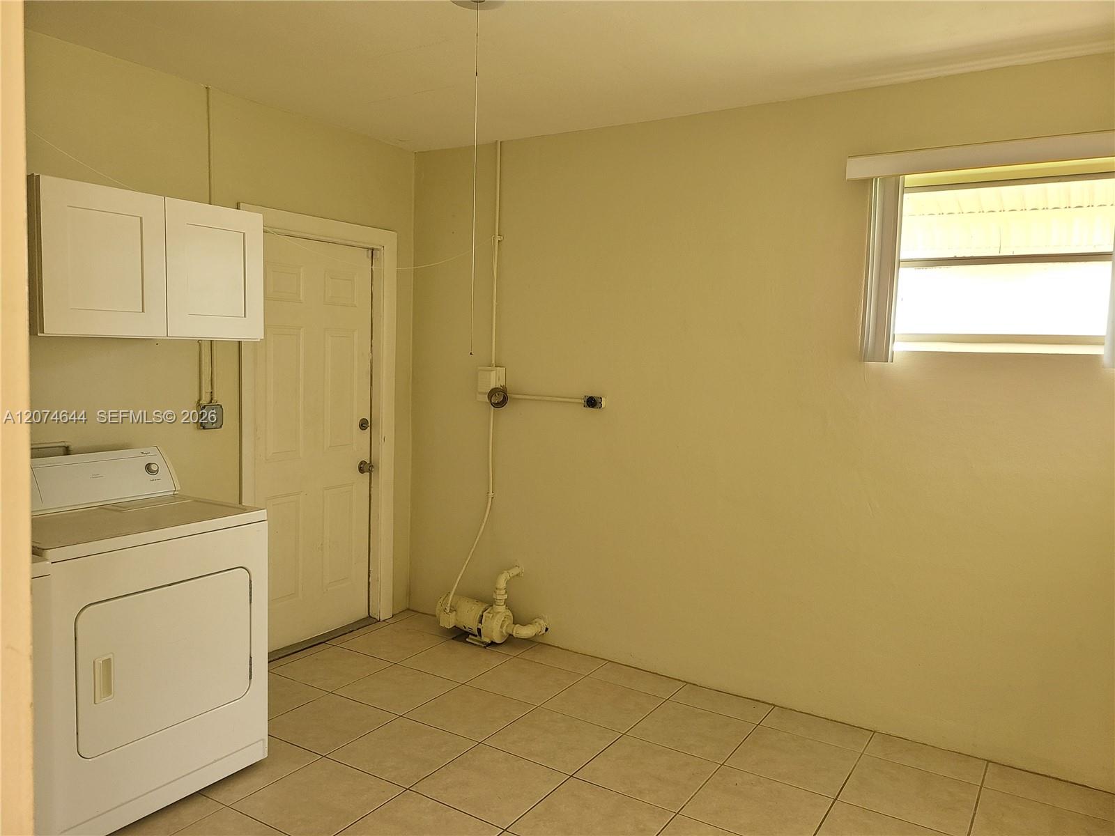 6580 Grant Street Property Photo 10