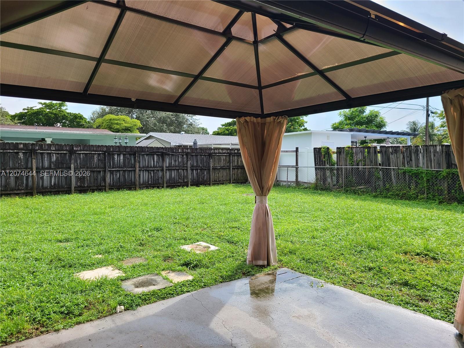 6580 Grant Street Property Photo 12