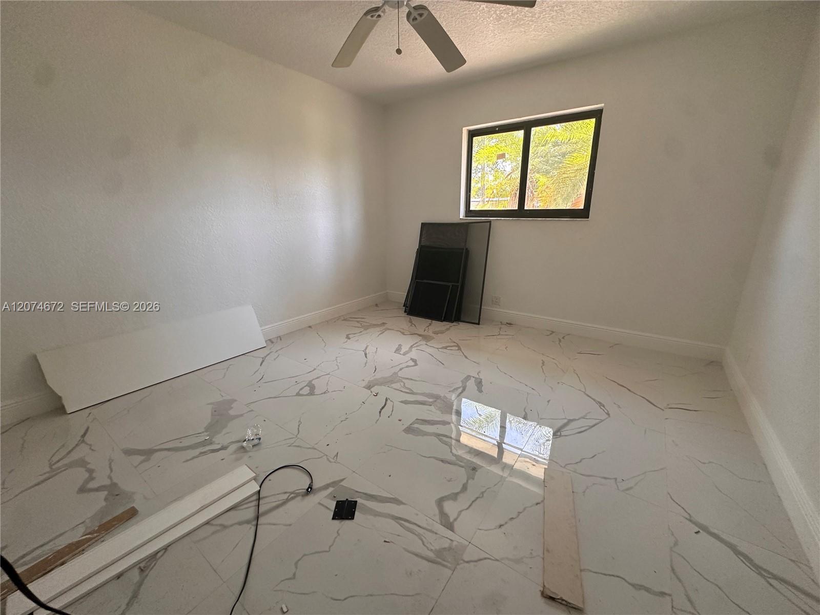 631 Nw 37th Avenue Property Photo 7
