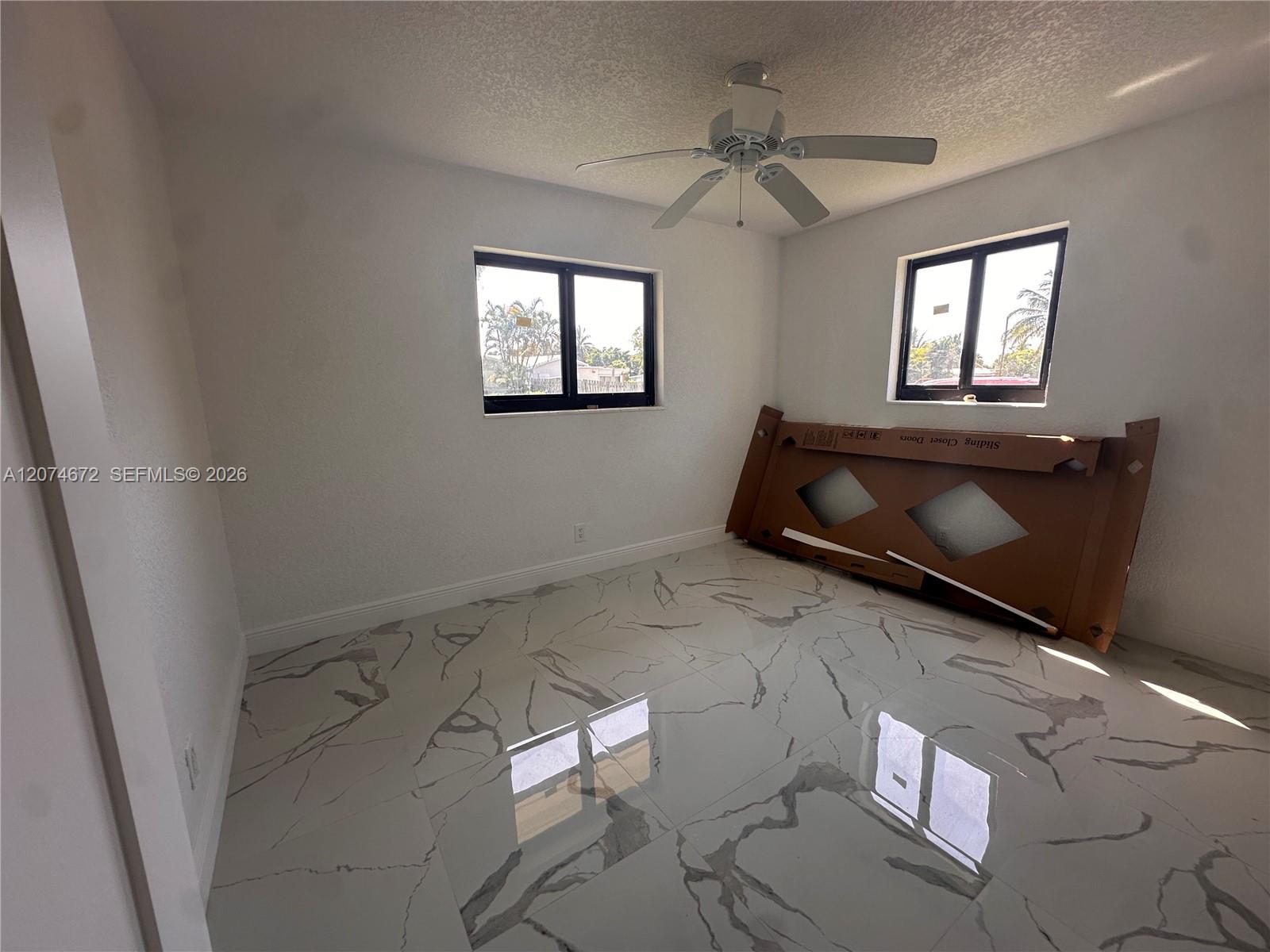 631 Nw 37th Avenue Property Photo 16