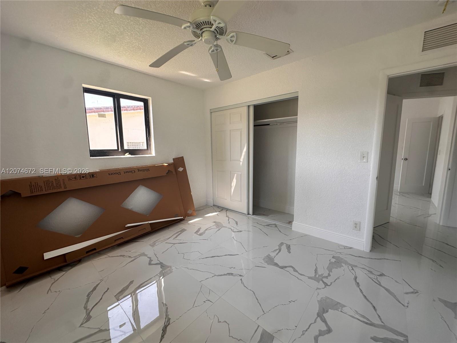 631 Nw 37th Avenue Property Photo 17