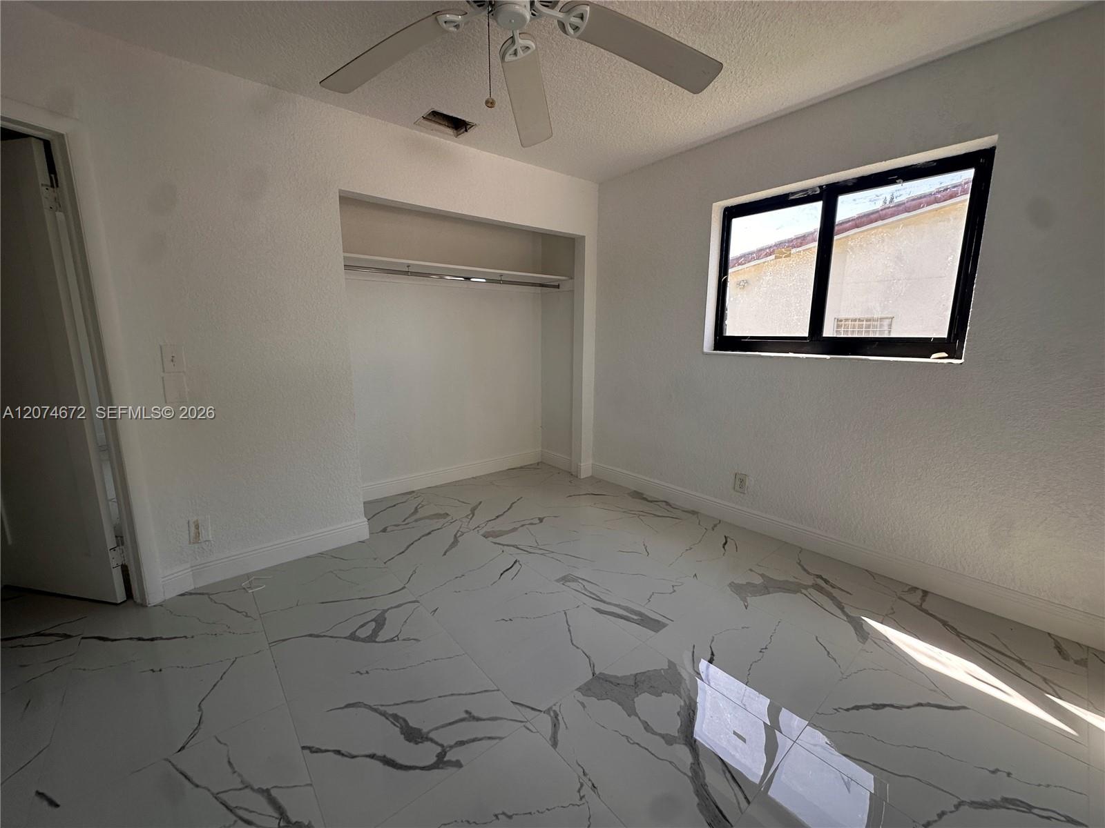 631 Nw 37th Avenue Property Photo 20
