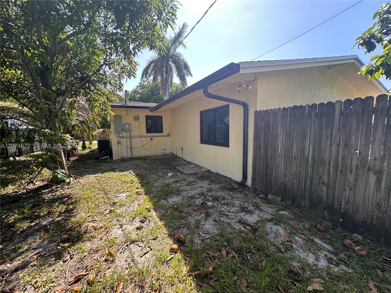 631 Nw 37th Avenue Property Photo 27
