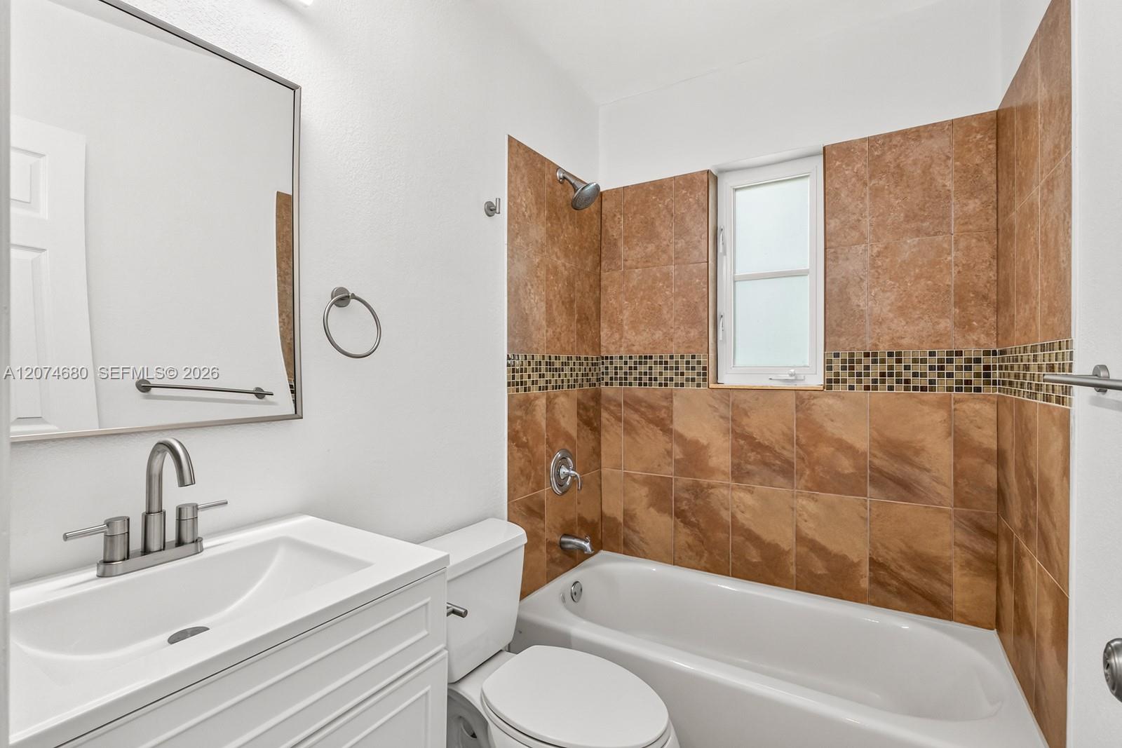 447 Blue Road Property Photo 11