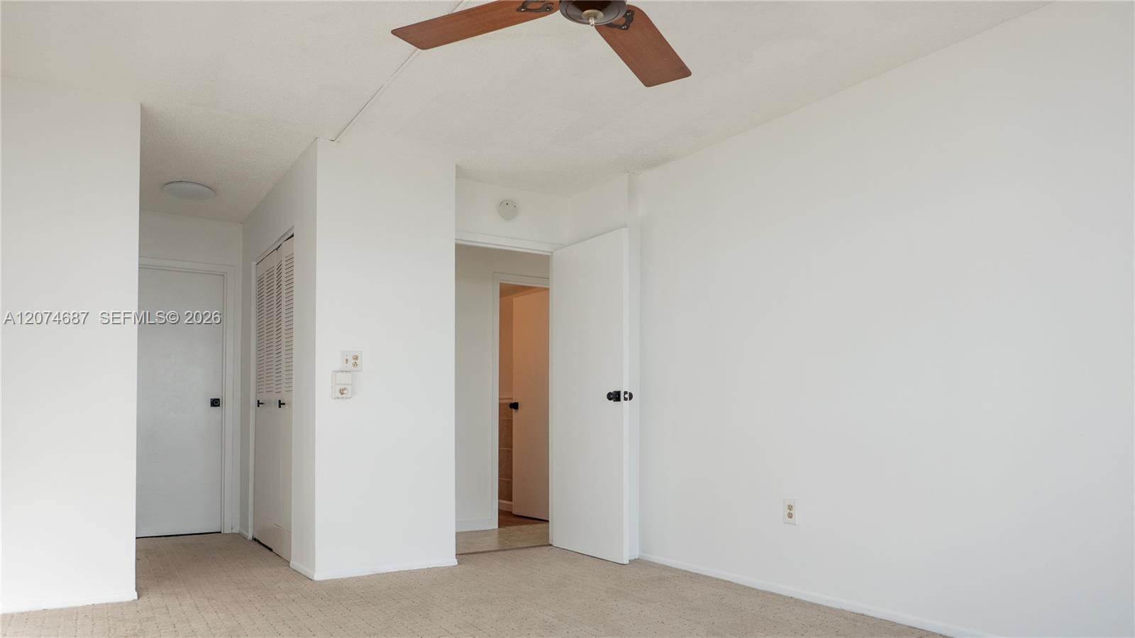 A12074687 Property Photo 19