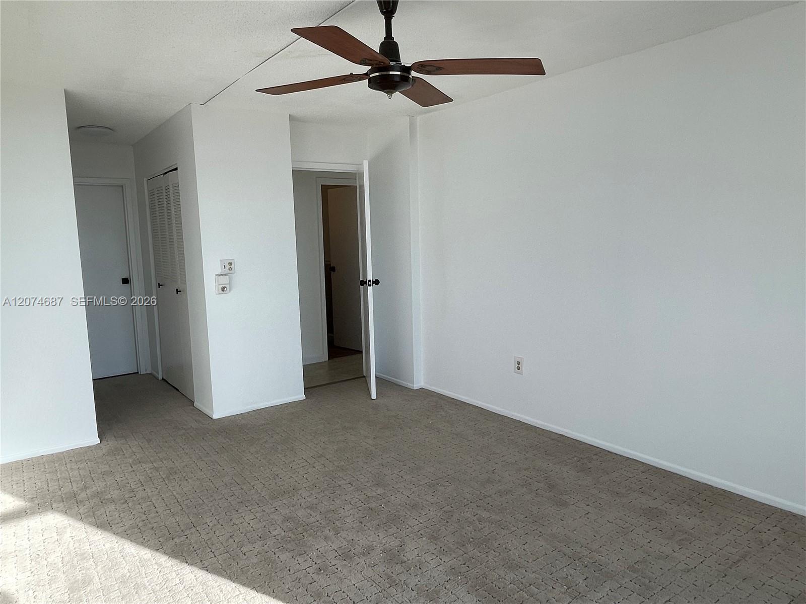 A12074687 Property Photo 22