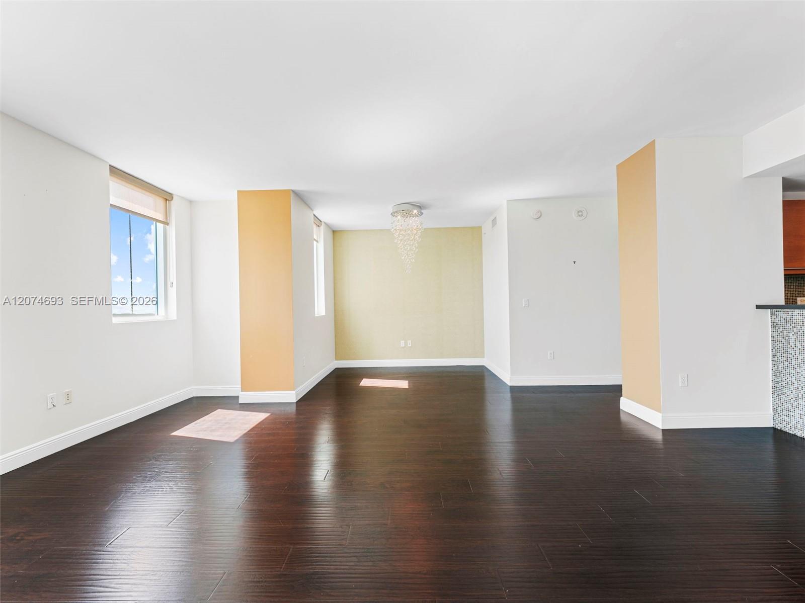244 Biscayne Boulevard 1803 Property Photo 4