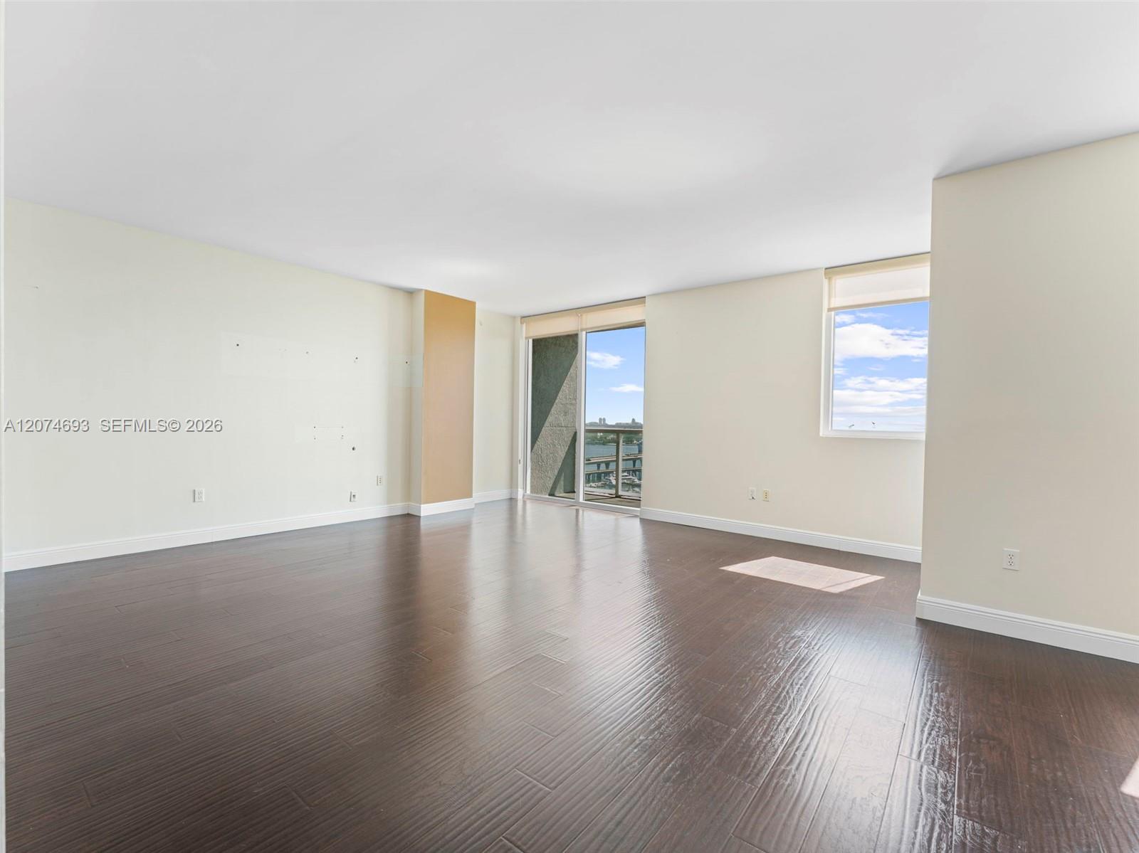 244 Biscayne Boulevard 1803 Property Photo 12