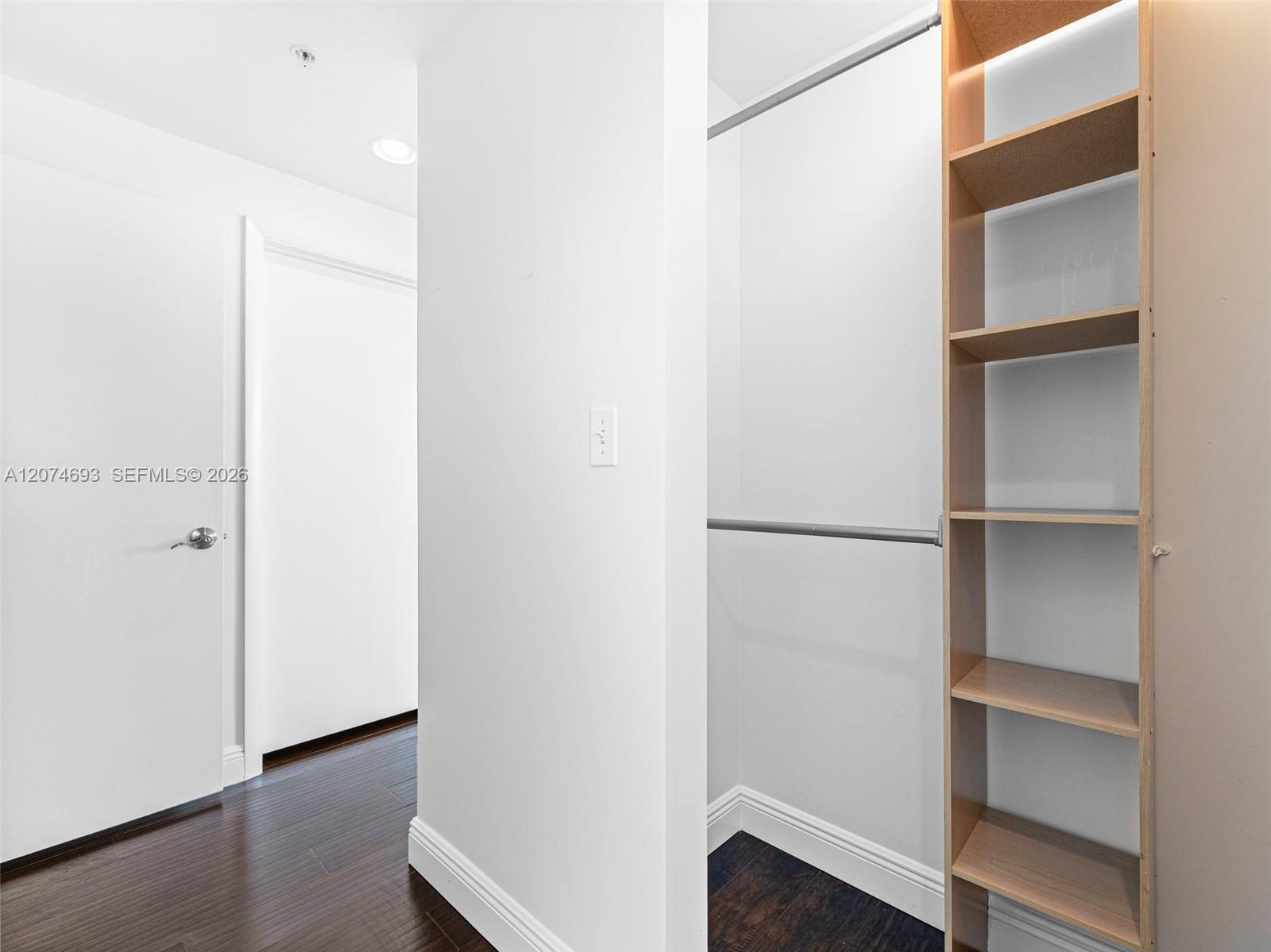 244 Biscayne Boulevard 1803 Property Photo 34
