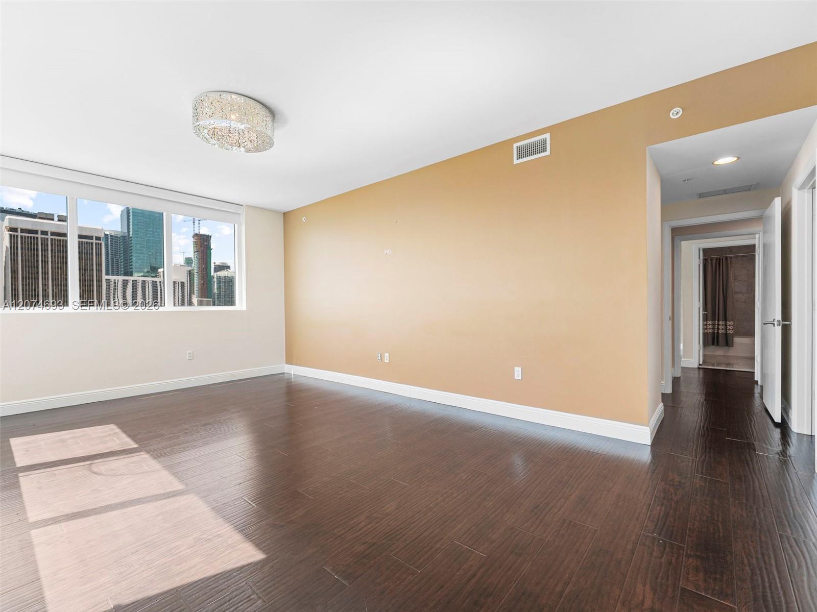 244 Biscayne Boulevard 1803 Property Photo 37