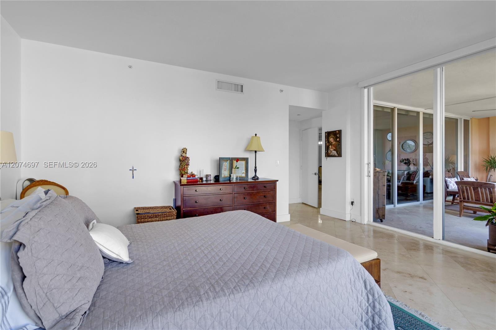 737 Crandon Boulevard Ph-1 Property Photo 17