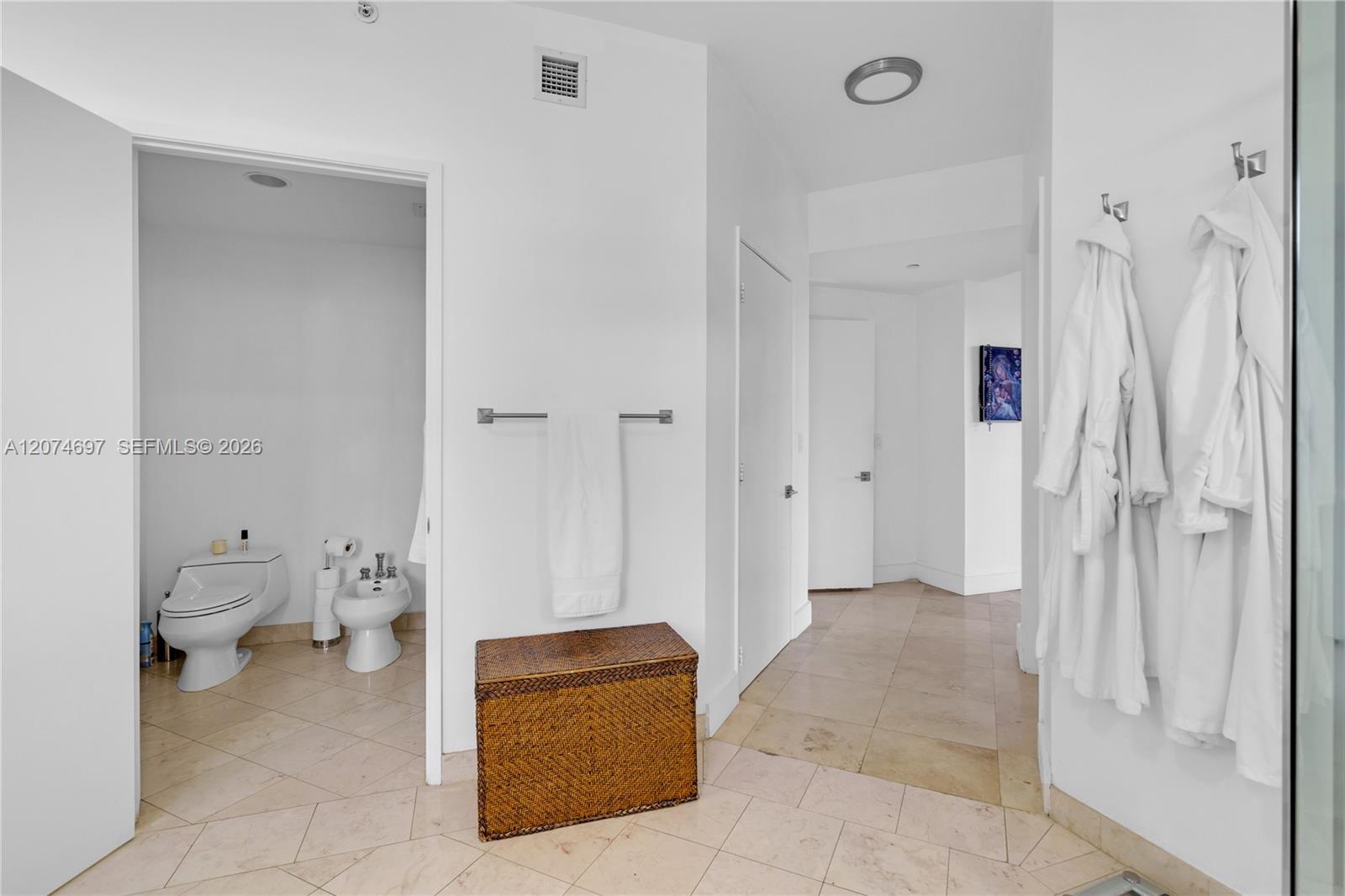 737 Crandon Boulevard Ph-1 Property Photo 21
