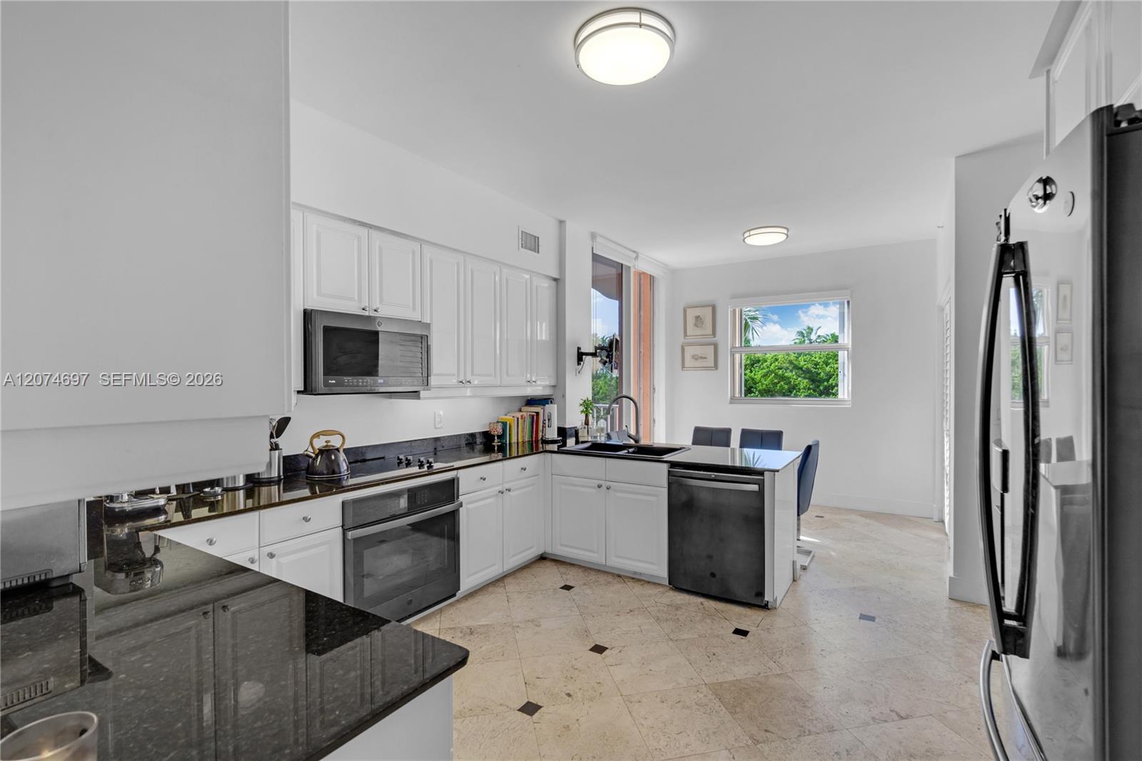 737 Crandon Boulevard Ph-1 Property Photo 22