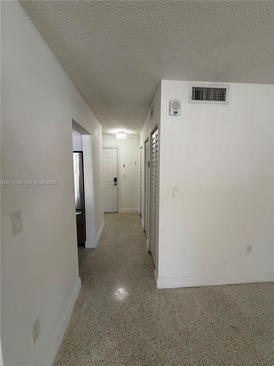 755 Sw 6th Street 6 Property Photo 8