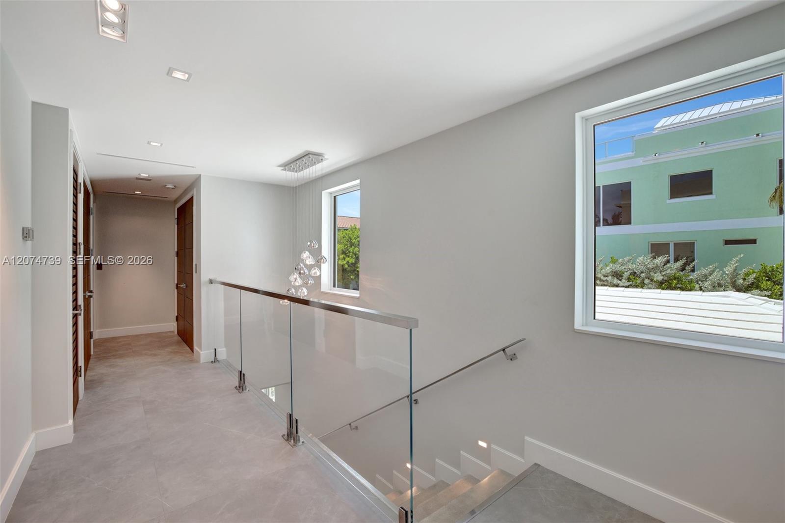 305 Oak Street Property Photo 50