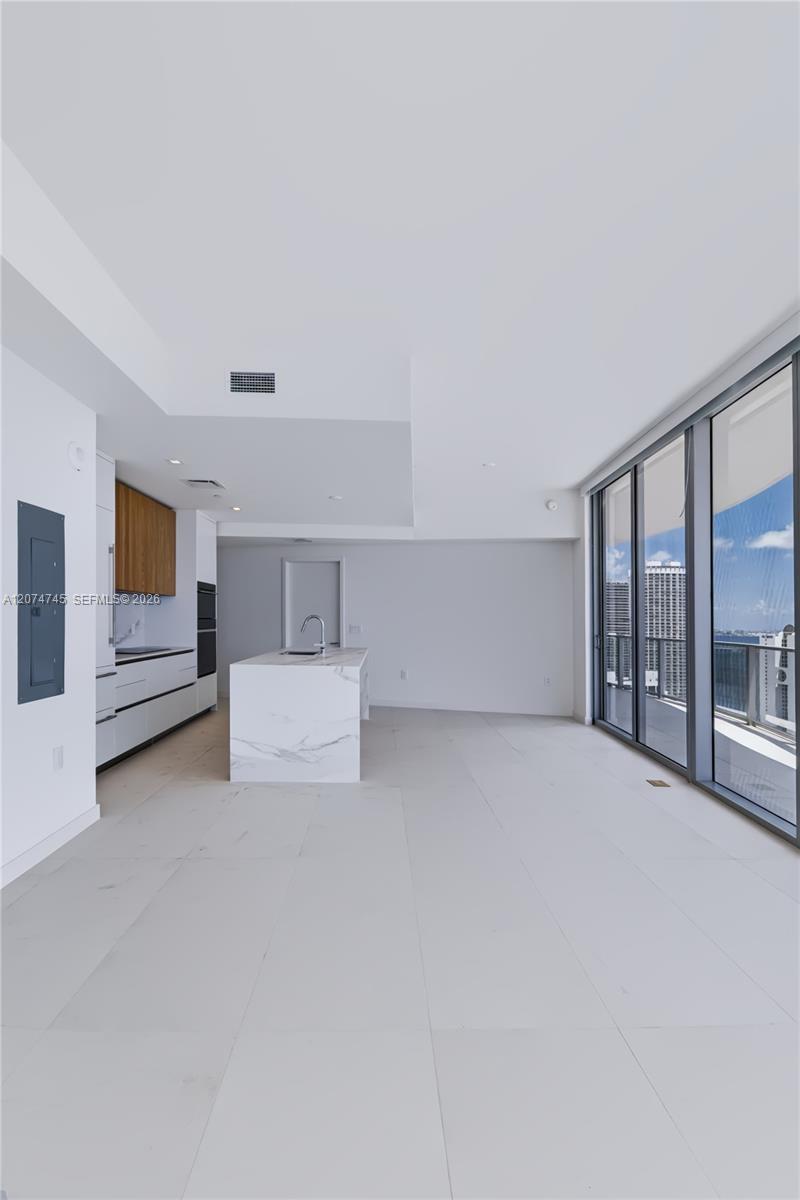 1400 Biscayne Boulevard 3501 Property Photo 33