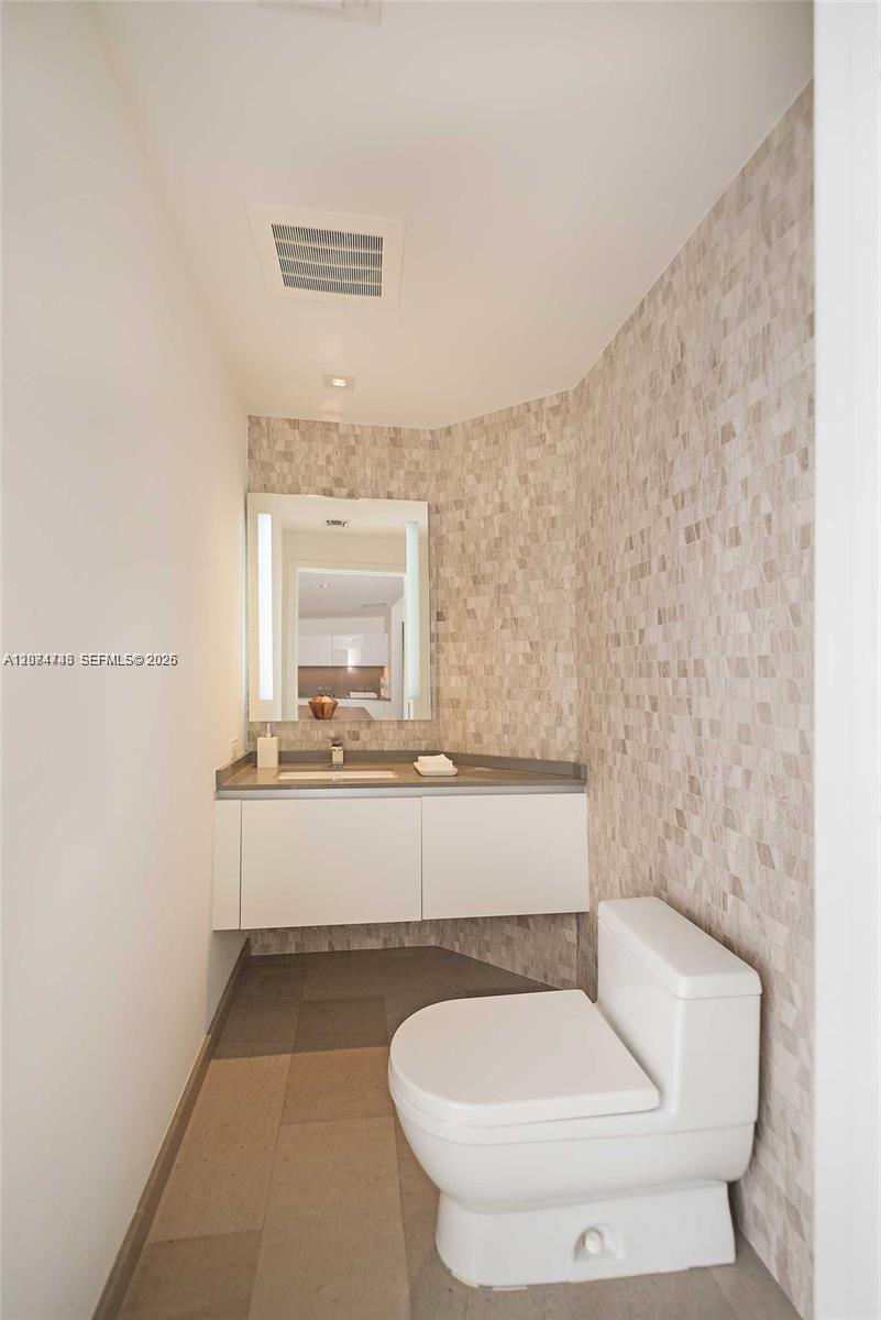 68 Se 6th Street 1008 Property Photo 18