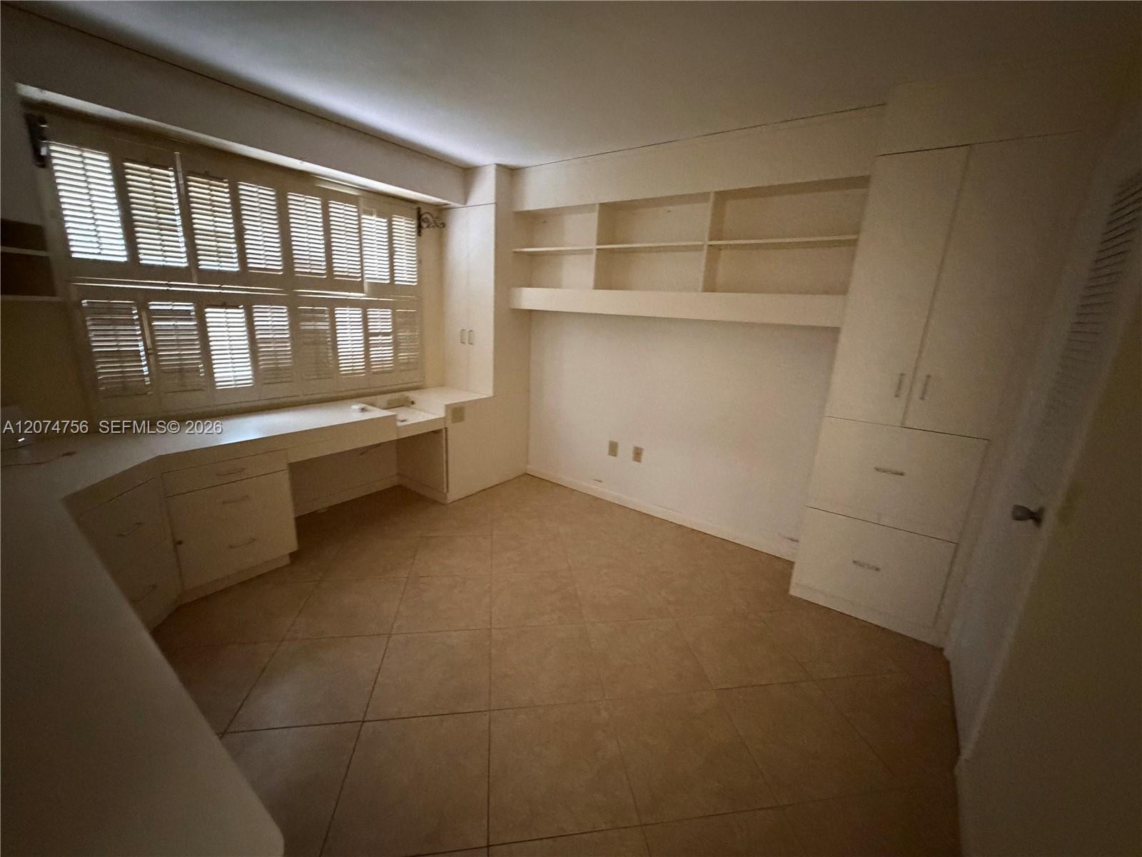 4242 Deste Court 304 Property Photo 7