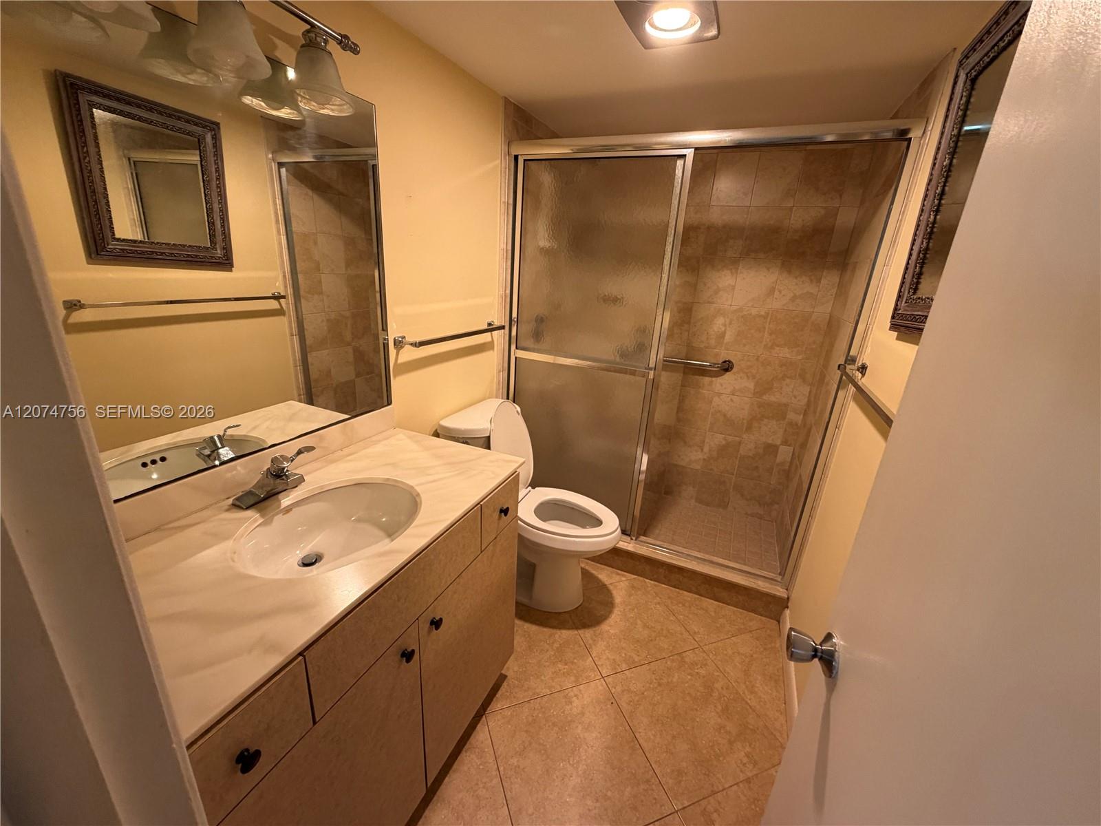 4242 Deste Court 304 Property Photo 9