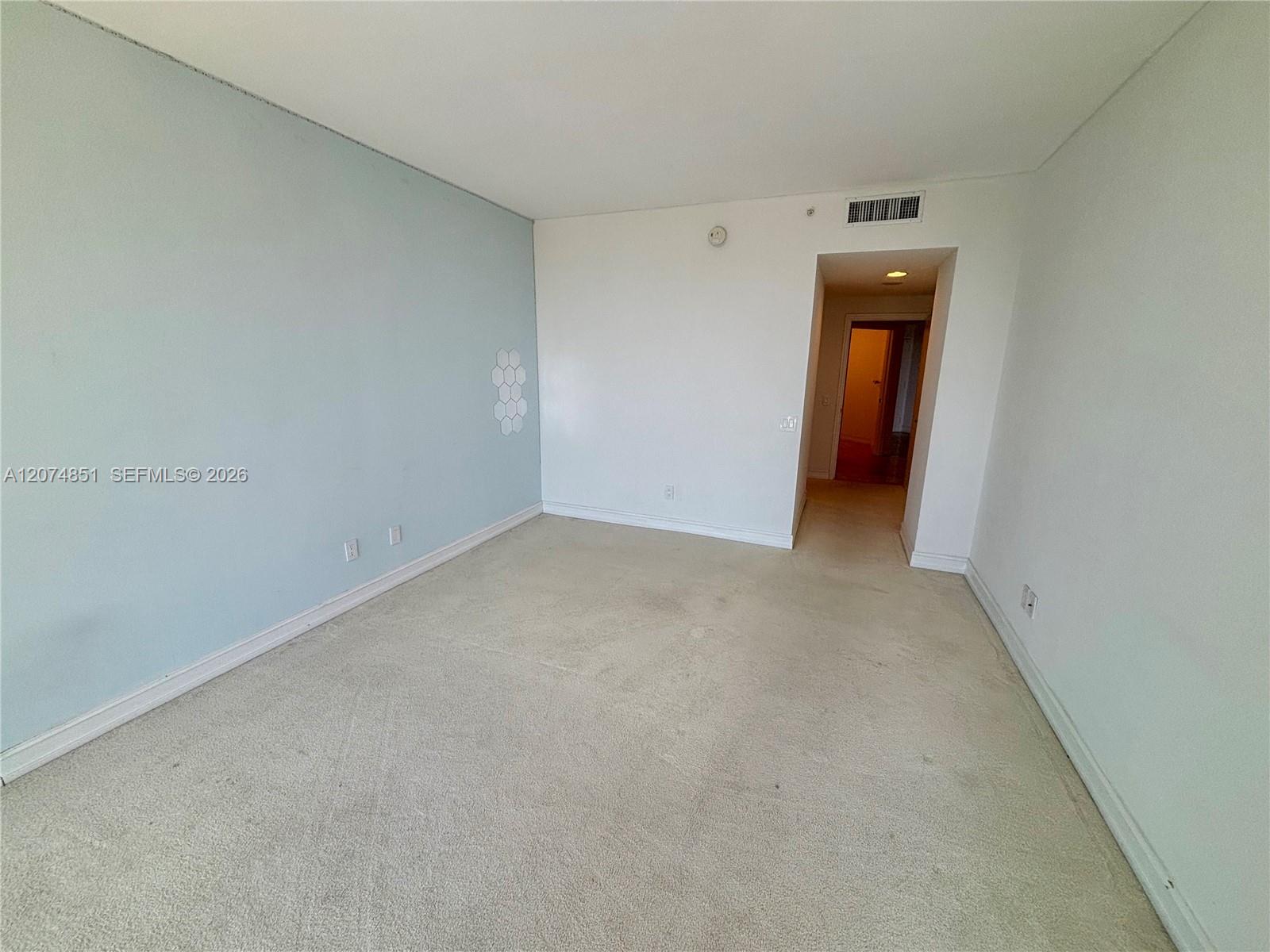 21050 Point Place 604 Property Photo 17