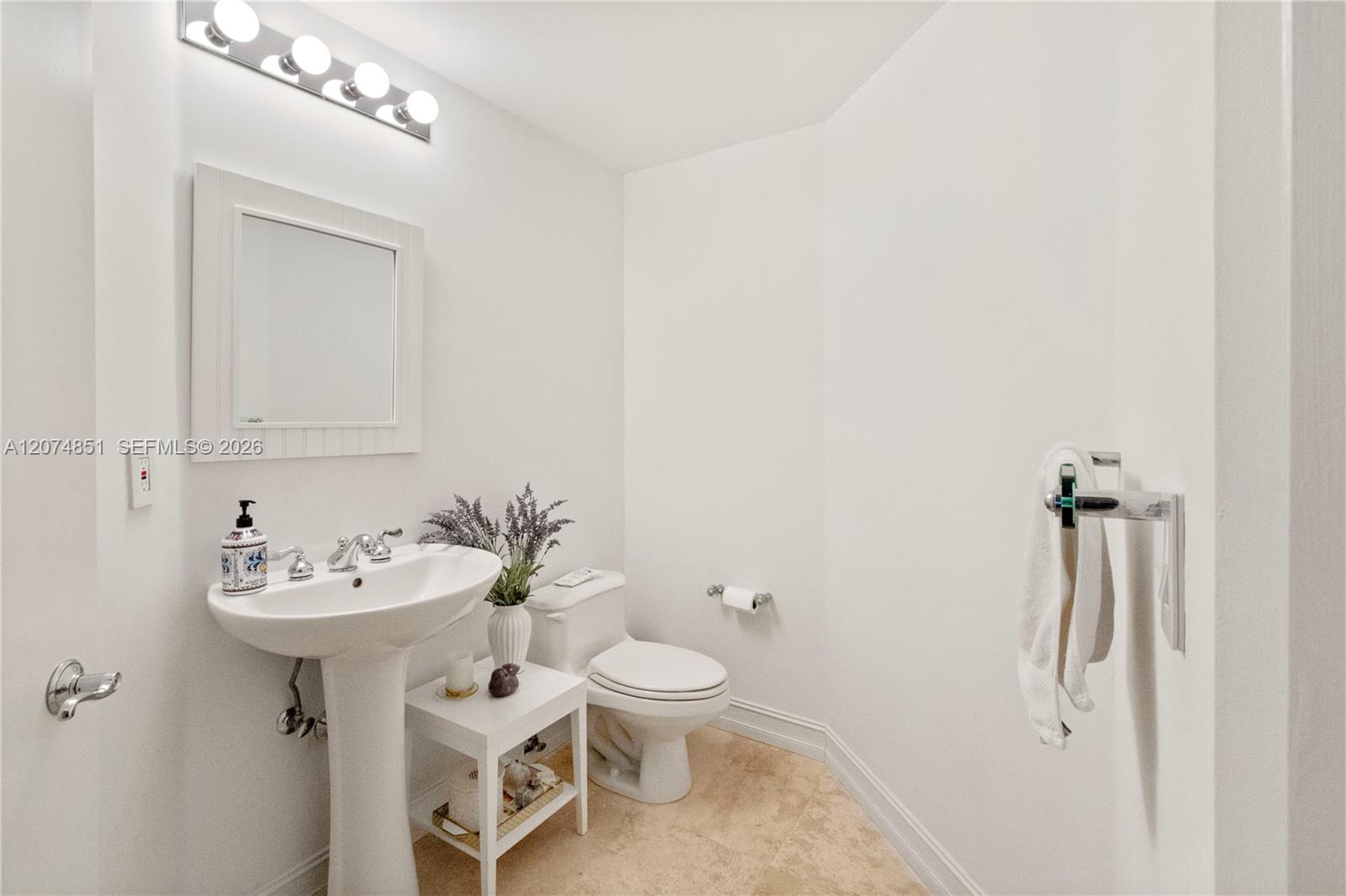 21050 Point Place 604 Property Photo 25