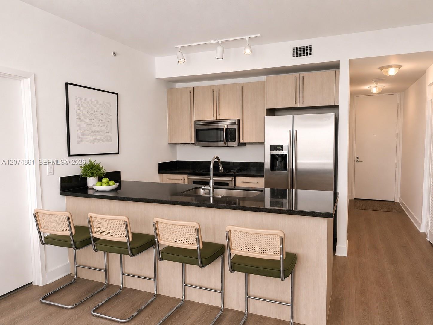 A12074861 Property Photo 3